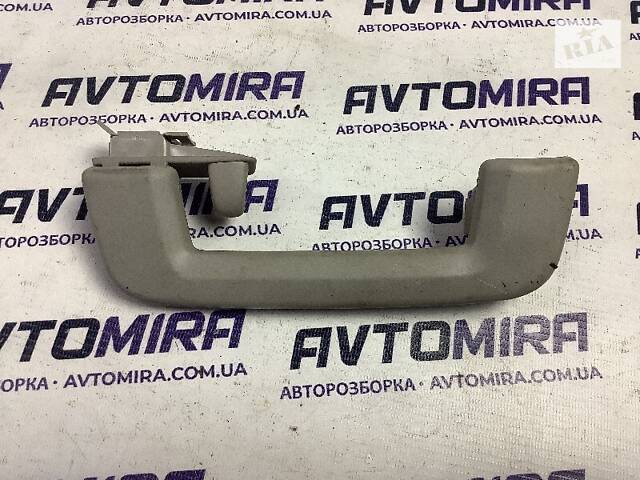 Ручка потолка с крючком Volvo V50 2003-2012 30653663