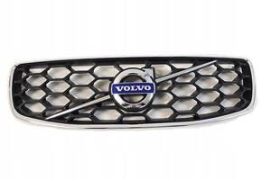 VOLVO XC70 2013-16 нова решітка радіатора
