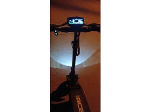 Ось більш привабливий та елегантний опис для вашого оголошення: --- Продається електричний самокат RCB D5 —