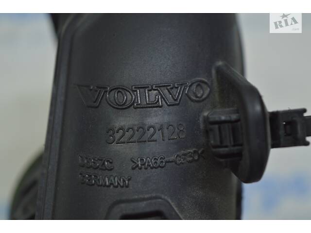Воздуховод интеркуллера Volvo S90 16- XC90 16-22 32222128