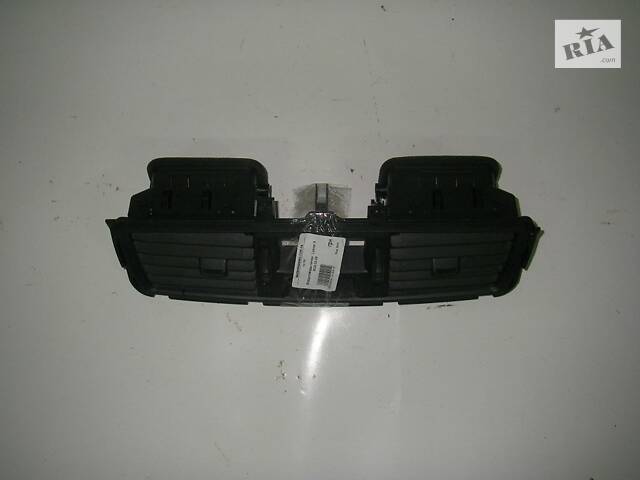 Воздуховоды печки Mitsubishi Lancer 9 (CSA) 2003-2009 MR512557