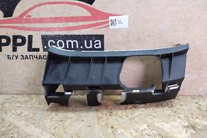 VW Golf 4 IV 1997-2003 Кронштейн крепление переднего бампера левый 1J0807723B