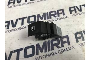 Кнопка стеклоподъемника VW Golf 5 2003-7L6959855B