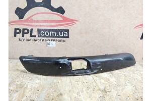 VW Golf 5 V 2003-2008 Накладка молдинг переднего бампера правый 1K0807718D