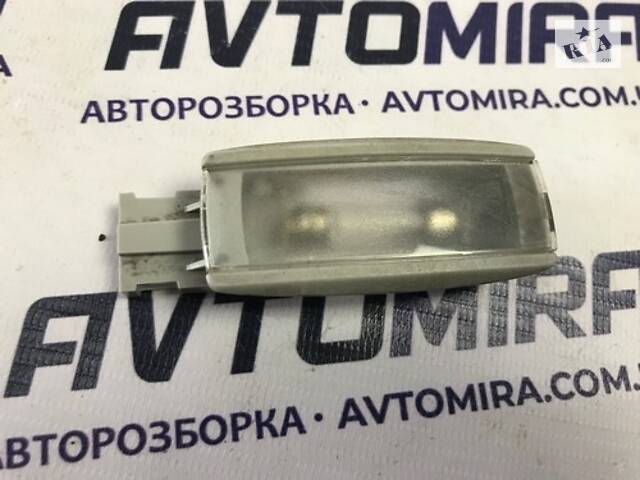 Плафон освещения салона VW Passat B6 2005-2010 1K0947109