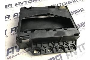 Кронштейн блоку комфорту VW Passat B7 2010- 3C0907348B