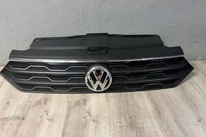 VW T-ROC РЕШІТКА РАДІАТОРА 2GA853651E