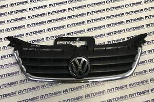 Решетка радиатора VW Touran 2004-2008 1T0853651