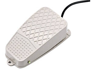 Ножний вимикач e.fs.02 металевий ENEXT [p0810152]