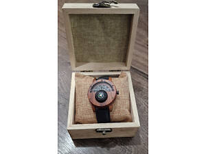 Винтажные наручные часы с компасом корпус дерево в деревьяной коробке №2318