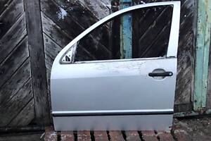Подержанная дверь передняя левая для Skoda Fabia 1999-2007г
