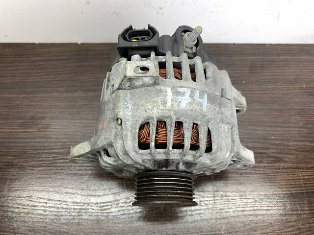 Подержанный генератор для Kia Ceed 1.4 1.6 2007-2012 - Фото 1