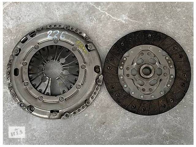 Подержанный комплект сцепления для Fiat Panda 0.9. - Фото 4