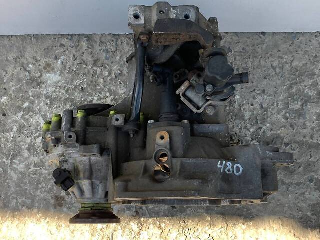 Коробка передач механика Volkswagen Golf 4 1.8T Турбо Бензин - Фото 2