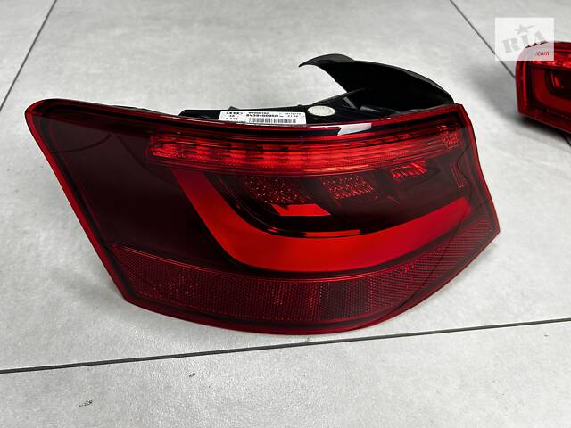 Подержанный фонарь задний для Audi A38V LED 3D 8V3 2012-2015 - Фото 7