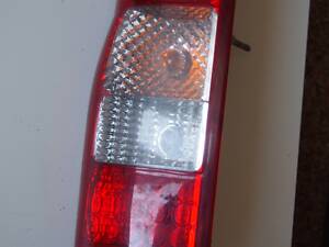 только правый фонарь задний для Ford Transit 2006-2014гг цена 950гр проклеено одно место оригинал без платы гарантия