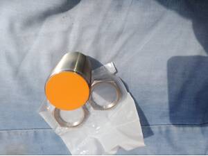 Індуктивний датчик IIS206 (IIKC015BASKG/M/US) Ifm electronic.