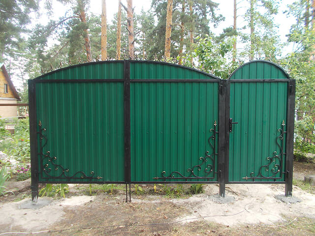 Заборы кованые, сварные, из профлиста. Навес. Ворота. - Фото 10