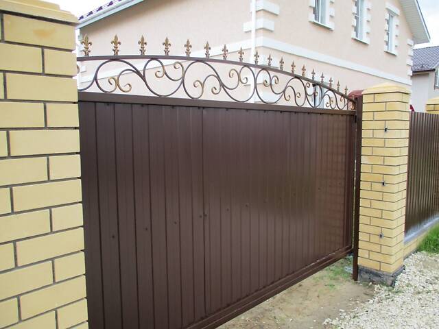 Заборы кованые, сварные, из профлиста. Навес. Ворота. - Фото 36