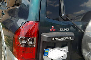 Задние фонари (LED) Mitsubishi Pajero Wagon III (2001-2006)