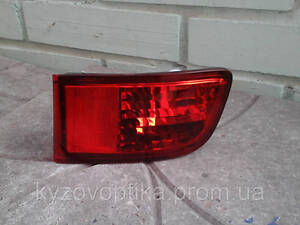 Задний фонарь правый нижний в бампер Toyota land cruiser prado 120 (тойота прадо) 2003-2009.