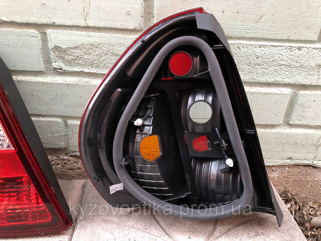 Задний фонарь правый Renault Symbol, (Рено Симбол) 2002-2008 (Depo) красно-желтый - Фото 3