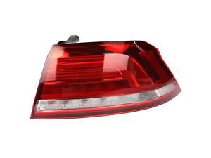 Задний фонарь Volkswagen Passat B8 EUR SDN 2015-2019 прав. (с лампами) (LED) (наружный) DEPO