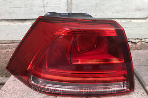 Задний фонарь левый наружный для Volkswagen E-Golf 7 2013-2020 (Depo) хэтчбек, светлый