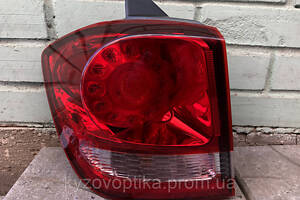 Задній Ліхтар лівий зовнішній Dodge Journey (Додж Джорни) 2008-2019 (TYC) LED SXT / CROSSROAD (светло-красный)