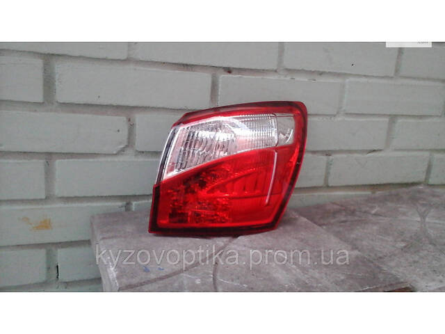 Задній ліхтар правий зовнішній для Nissan Qashqai 2010-2014 (Depo) LED