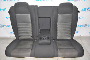Задний ряд сидений 2 ряд Dodge Challenger 09- тряпка черн с серой вставкой