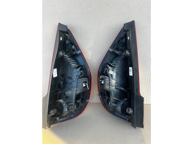 задний стоп-фонарь Renault Scenic 3 2009-2011 - Фото 4