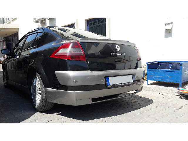 Задняя накладка на бампер (под покраску) для Renault Megane II 2004-2009 гг - Фото 1