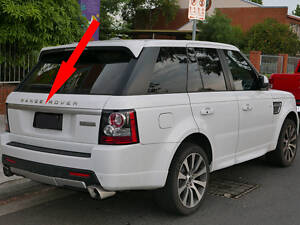 Задняя накладка над номером (серая) для Range Rover Sport 2005-2013 годов от RT Auto