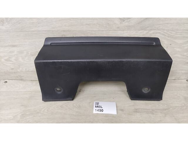 Заглушка буксировочного крюка гака заднего бампера Range Rover Sport L320 (2009-2013) AH32-17K802-AA - Фото 1