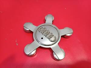 Заглушка колесного диска Наличие 2 шт AUDI Q5 2016 1 рест. 2012—2017