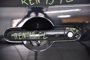 Заглушка внешней ручки передняя левая Jeep Renegade 15-
