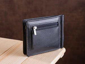 Зажим для денег купюр кожаный карман для монет черный 718948