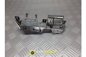 Замок, кнопка открытия бардачка 7700826072 на Renault Laguna I 1993-1998 год