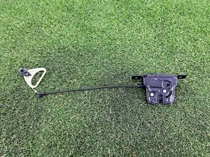 Замок багажника BMW 2-series F22 2.0 2015 (б/у)