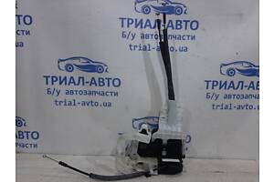 Замок дверей передній правий Hyundai Ix35 2.0 DIESEL 2010 (б/у)