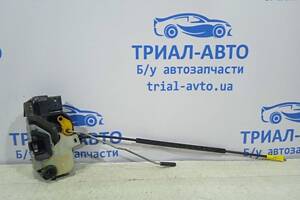 Замок двері Opel Astra J 2009 задн. лев. (б/у)