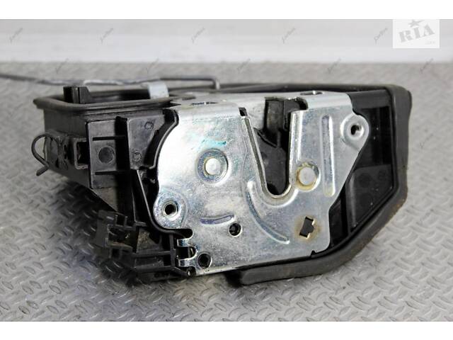 Замок двери передней правой BMW X5 E70 (2010-2013) рестайл, 51217283630