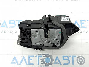 Замок двери передней правой Volvo XC60 18-25