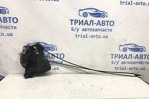 Замок двери передний левый Toyota Avensis T25 2.2 DIESEL 2ADFTV 2003 (б/у)