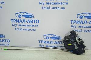 Замок двері передній правий Toyota Avensis T25 2003 (б/у)