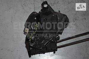 Замок двері передній правий електр Toyota Yaris 2006-2011 6903052