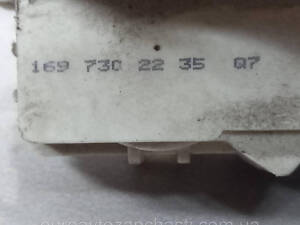 Замок дверцы задний правый электр Mercedes A-class (W169) 2004-2012 1697302235