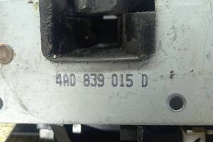 Замок дверцы задней левой Audi A3 8l 5d 4A0839015D