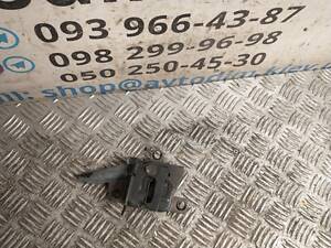 Замок капота 57310SA020 Subaru Forester 2003-2008